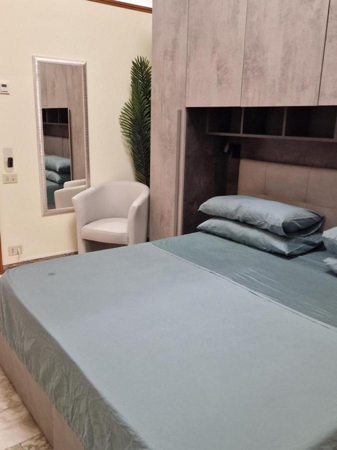 In Pieno Centro Storico Antico Quadrilatero Apartment Bologna Ngoại thất bức ảnh